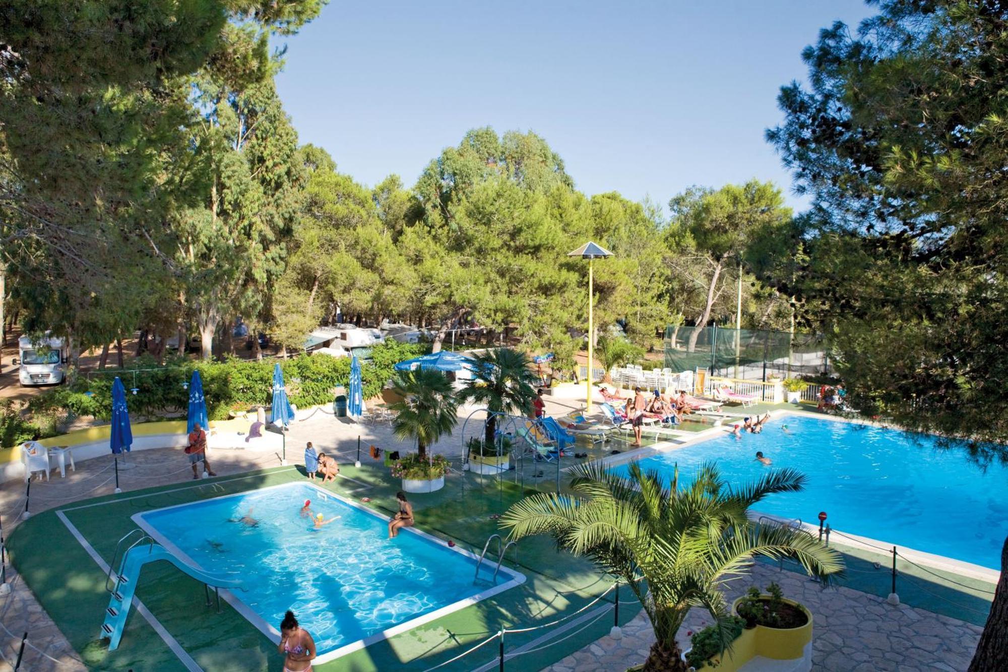 Camping Villaggio Santa Maria Di Leuca กาเยียโน เดล คาโป ภายนอก รูปภาพ